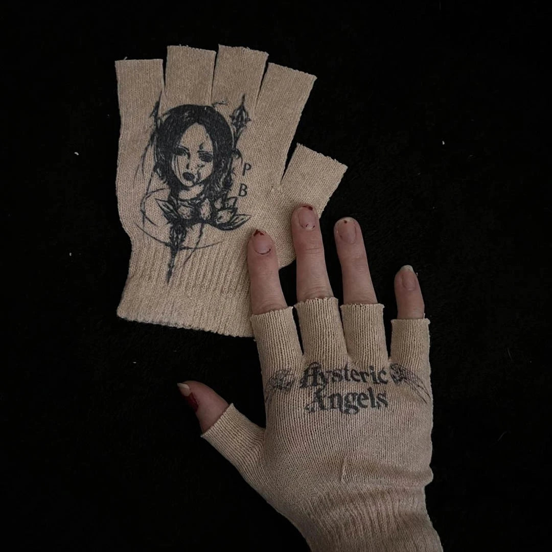 Knitted Designer Gloves