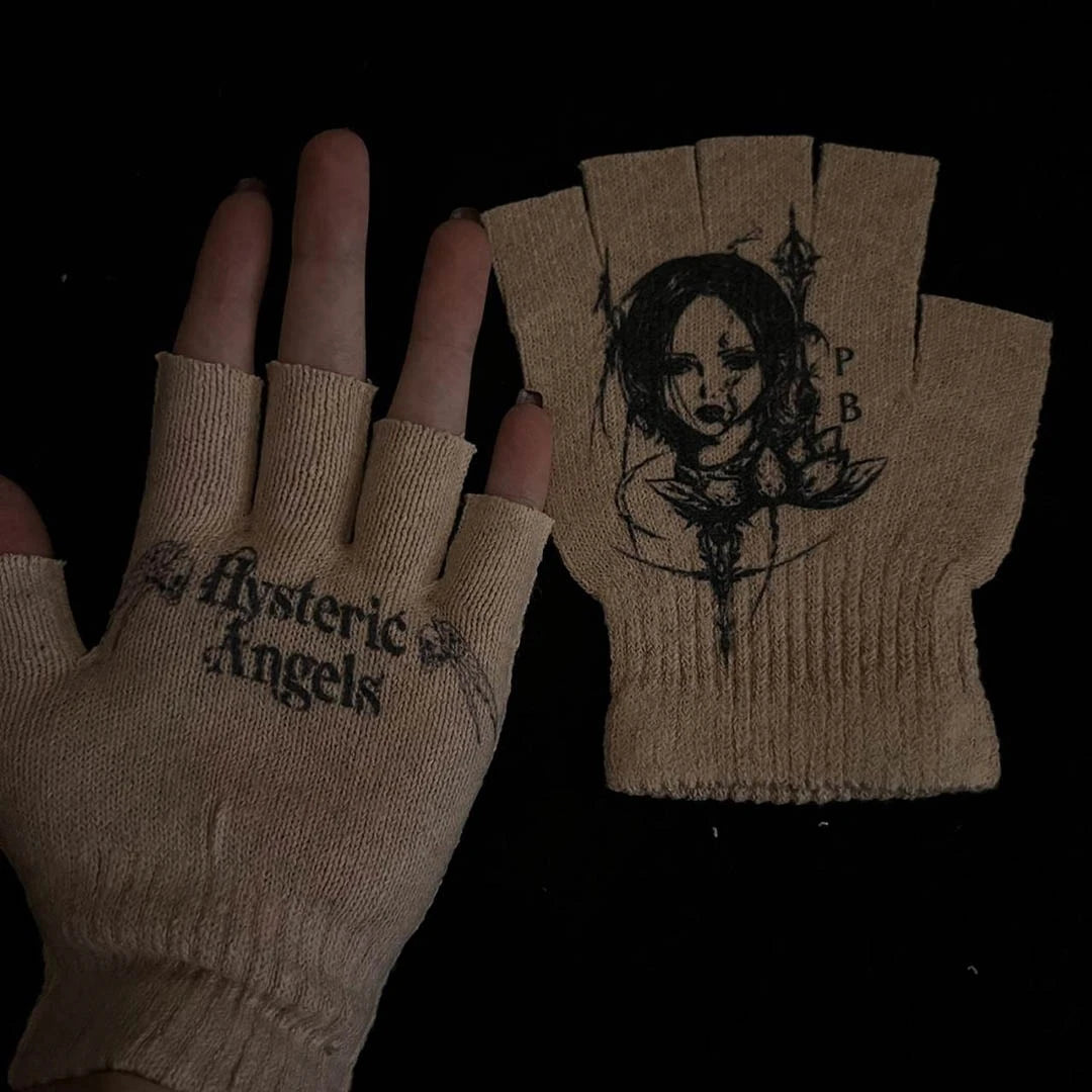 Knitted Designer Gloves